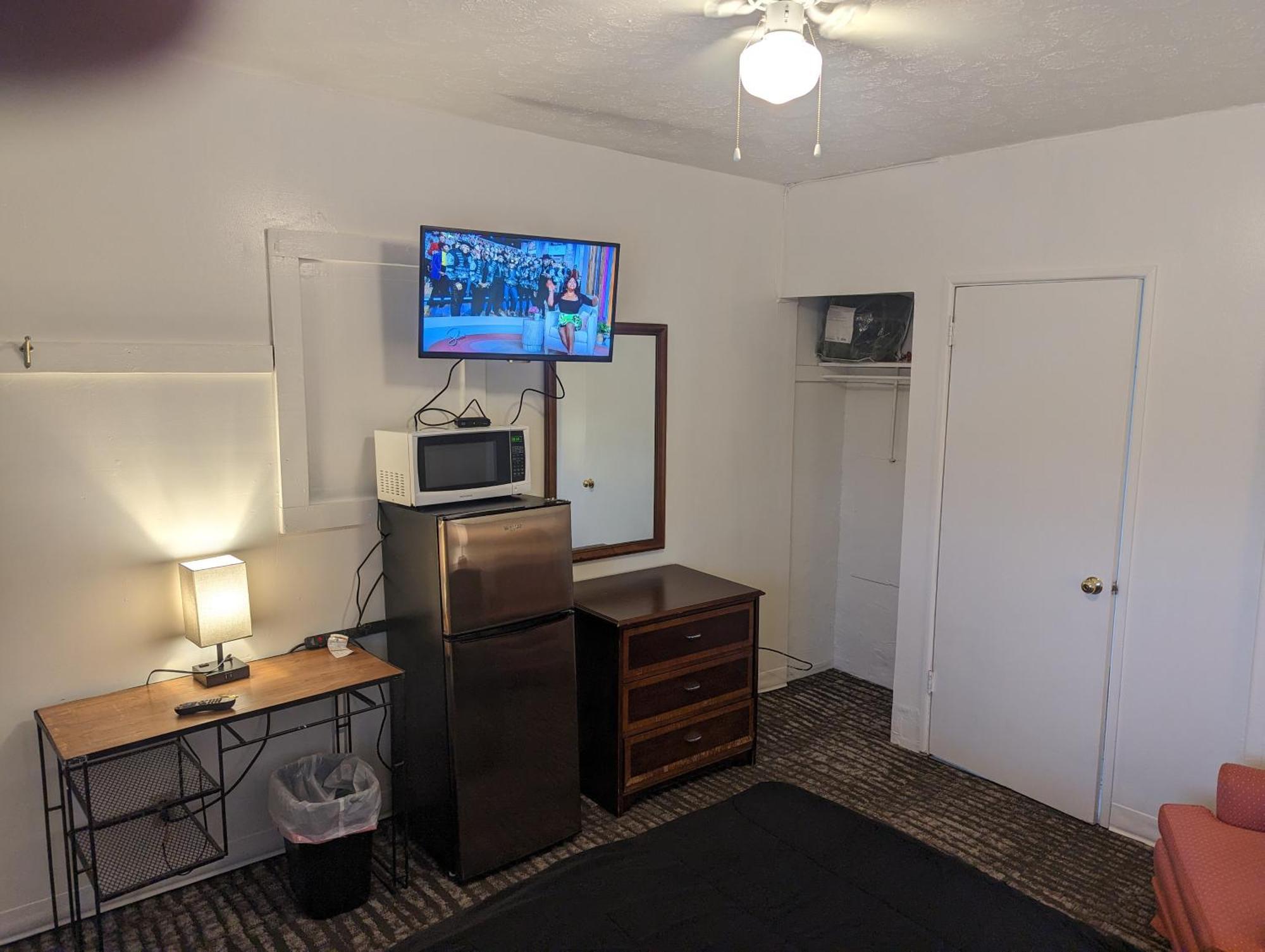 Terry Point Motel Richfield Екстер'єр фото